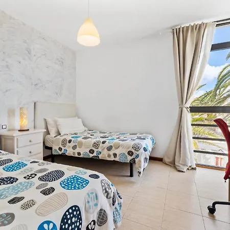 Paula Costa Teguise